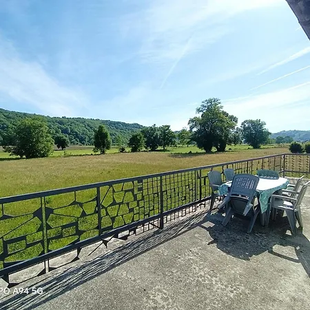 Maison Des Champs Et Sa Grande Terrasse Privee شقة لورد